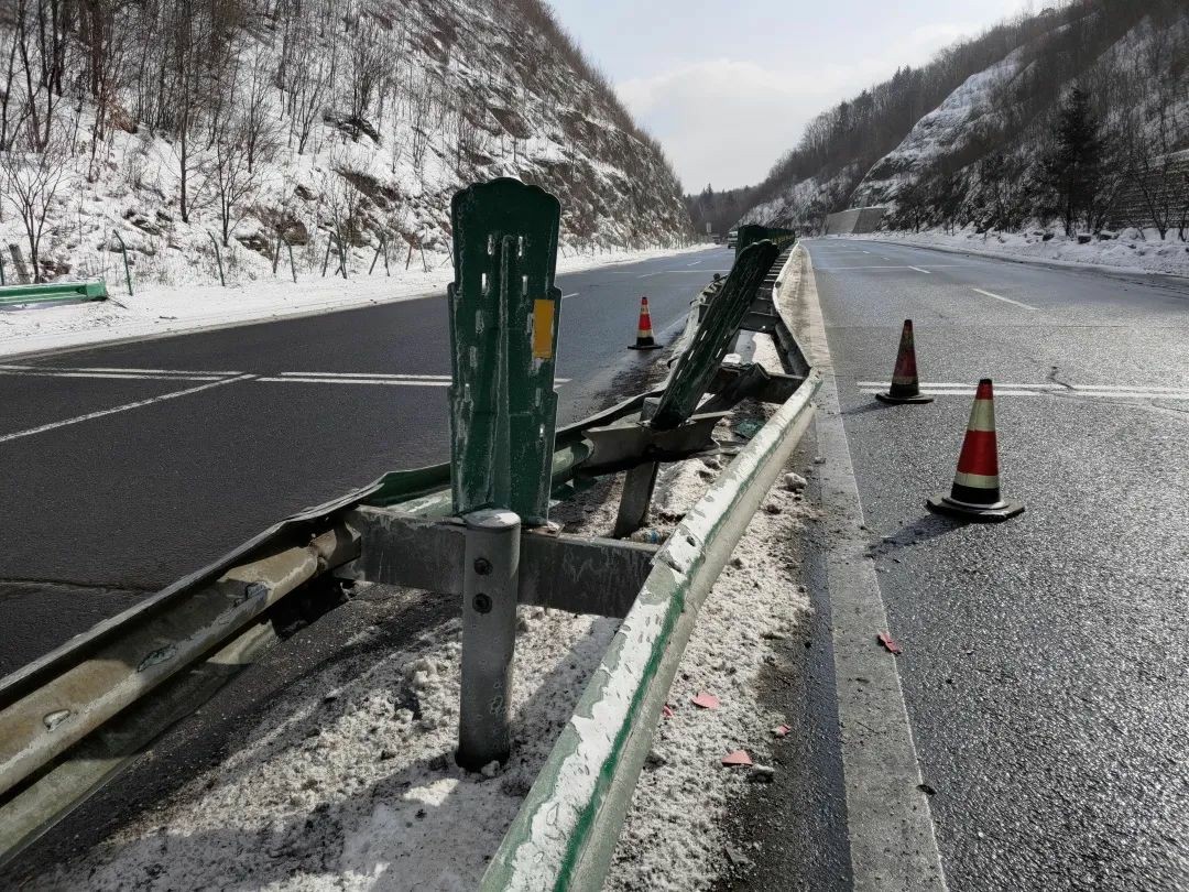 吉林分公司：锁定损坏路产逃逸车 挽回损失万余元1~1.jpg